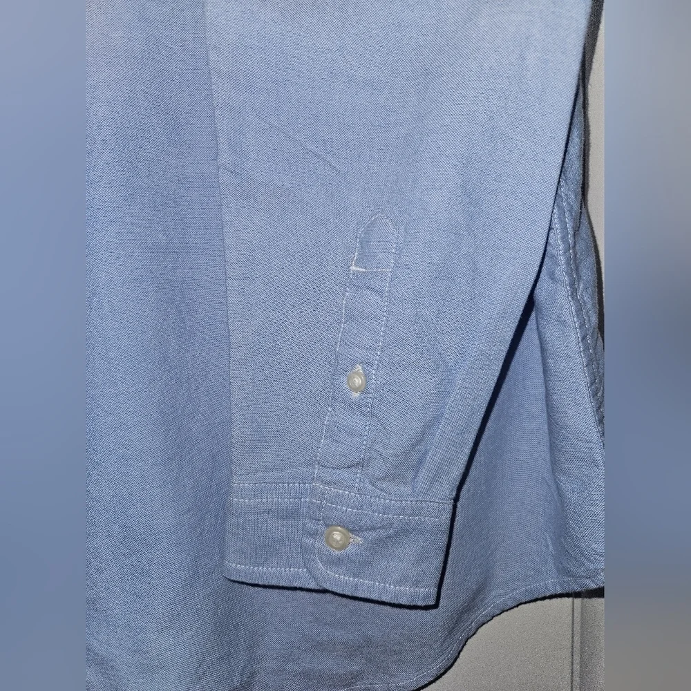 The Children's Place Oxford Blue Button Up Long Sleeve Shirt. Classic Style 14H